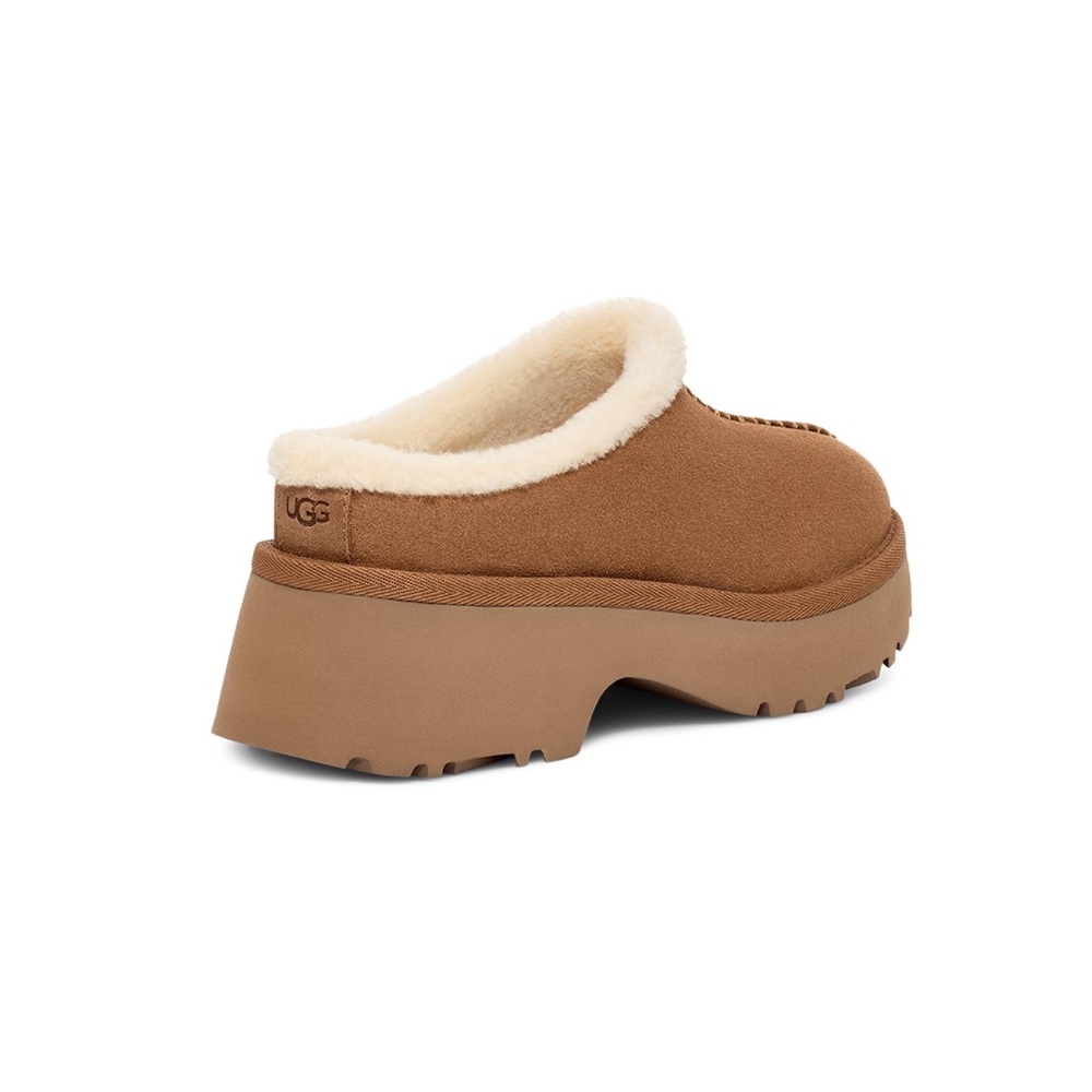 UGG® New Heights Cozy Clog- NO BOX - Picture 3 of 14